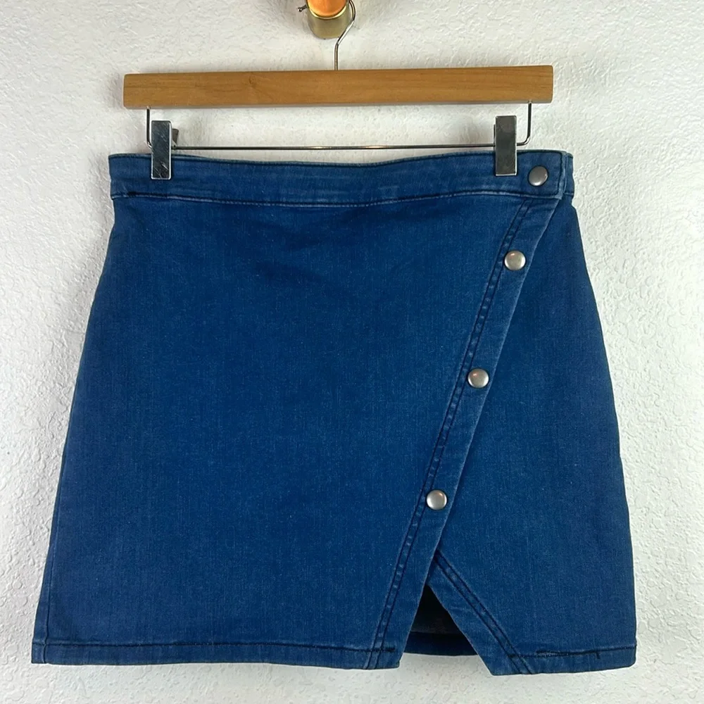 Like new Perfect Free People We the Free Denim Notched Mini Skirt - Picture 1 of 9